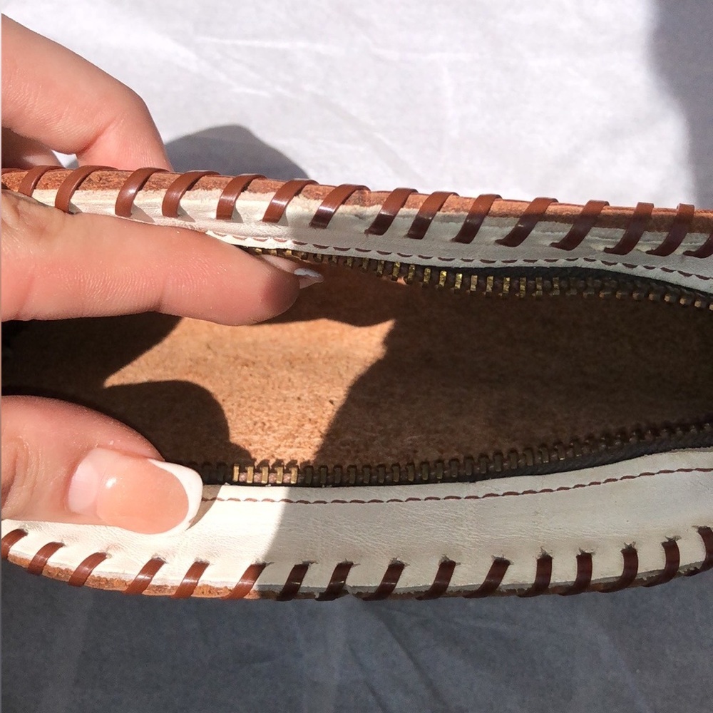 New Vintage National Cowboy Hall of Fame Hand Tooled Leather Floral Zipper P… - Picture 5 of 8